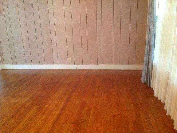 3rd image of 1101 Buena Vista Ave