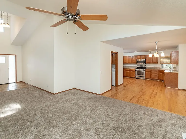 2341 NW Great Pl — Photo 4