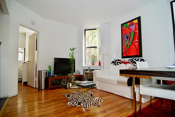 Rented by Building Equity Real Estate LLC | media 13