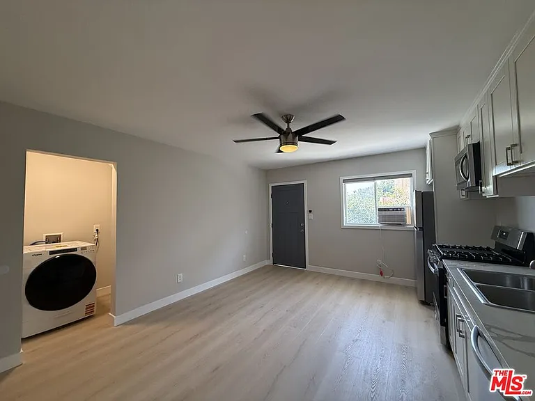 1505 S Cochran Ave #1 — Photo 4