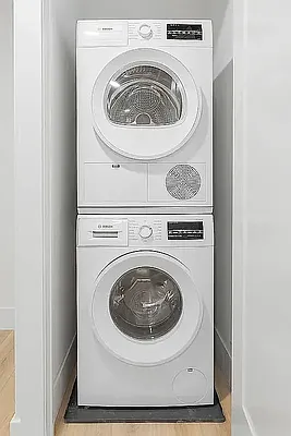 Laundry, photo 1