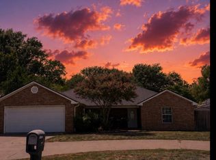 309 Baker St, Lindale, TX 75771