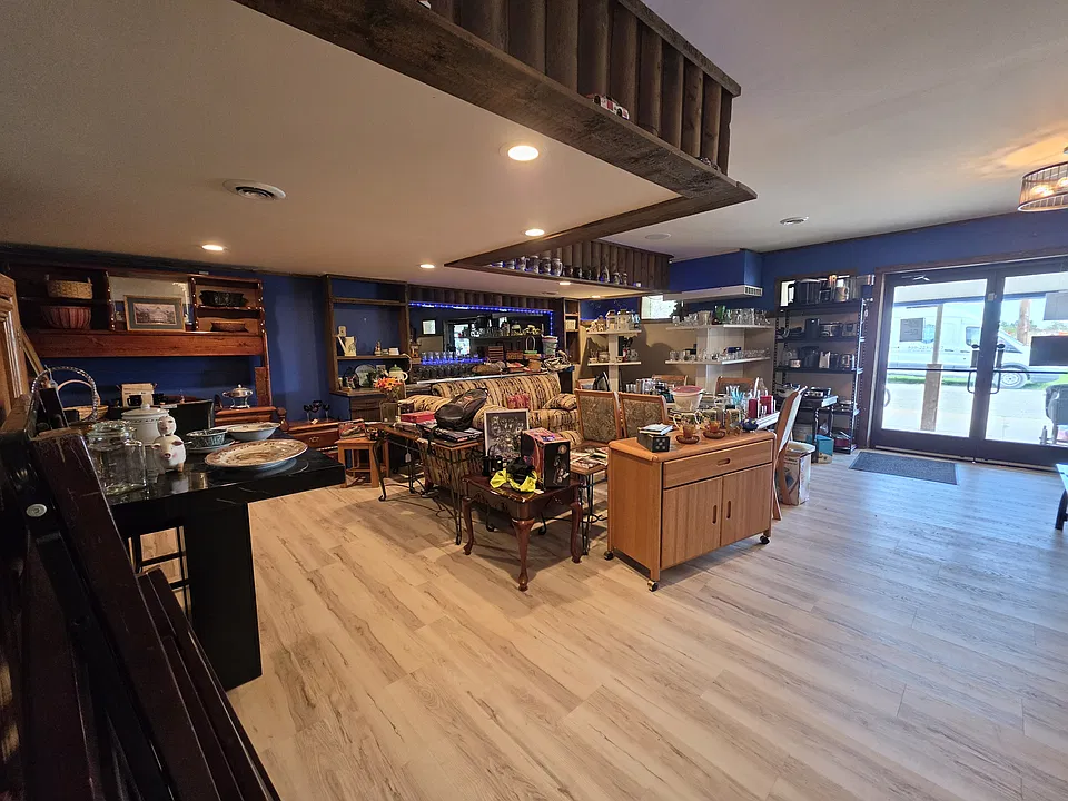 2187 Kinney Rd