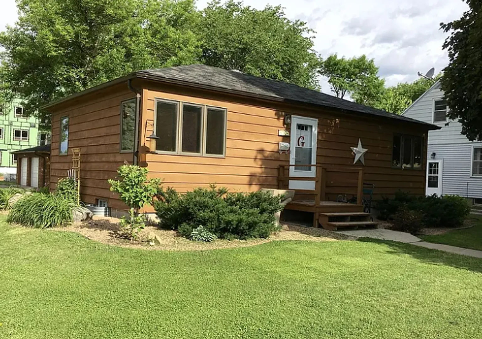 1 Bedroom 1 Bathroom single Family home for Rent! — Photo 1