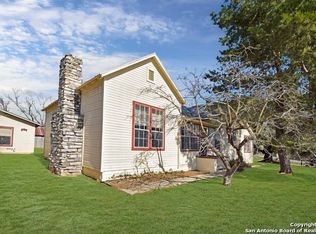 312 Idlewilde Blvd, Comfort, TX 78013