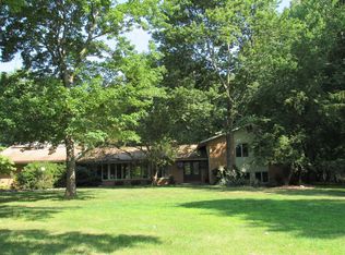 25 Mountain Pass Rd, Hopewell Junction, NY 12533