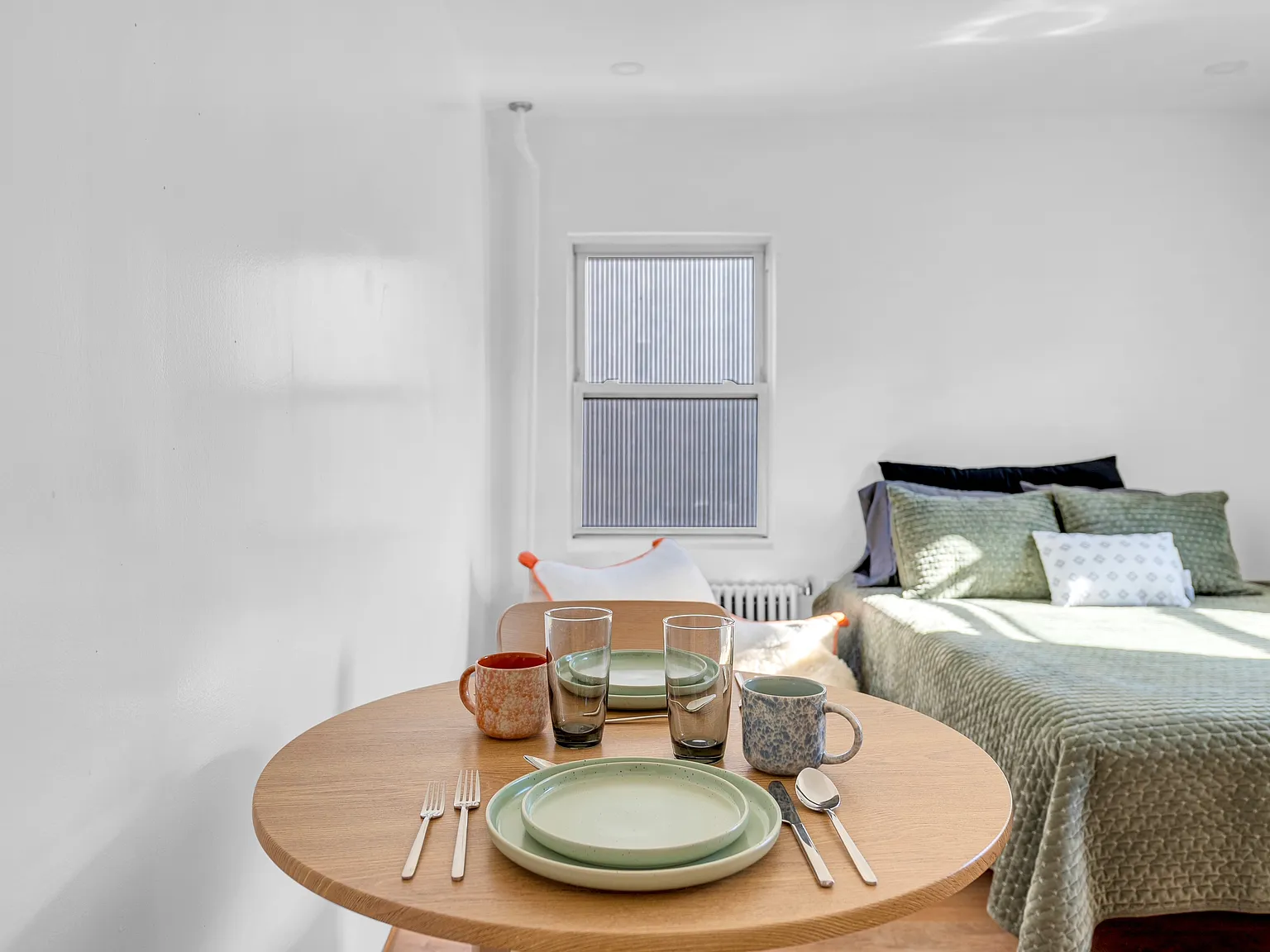 1 bed, $2,350 — Photo 2