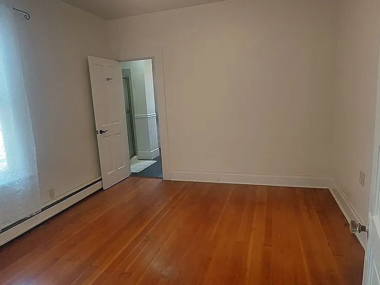 1614 Eldridge Ave — Photo 21