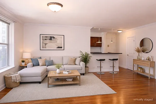 295 Bennett Avenue #8G
