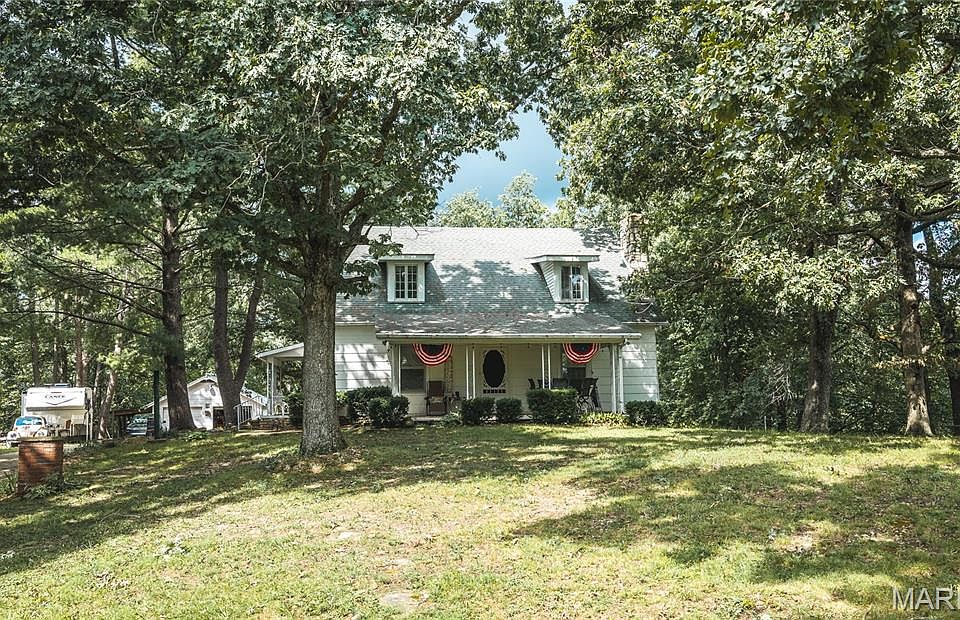 1st image of 488 Becker Rd