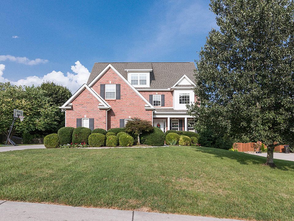 1st image of 1210 Amber Glades Ln