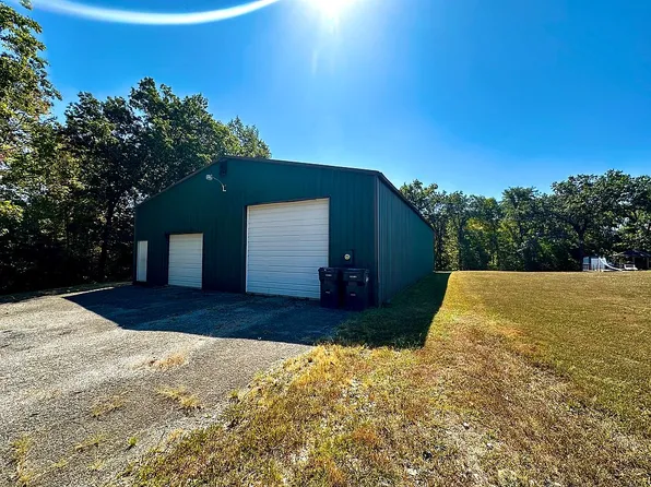 9861 E 1735th Ave, Shumway, IL 62461