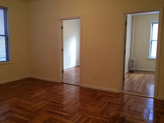 Rented by Realty 2000 Corp | media 11