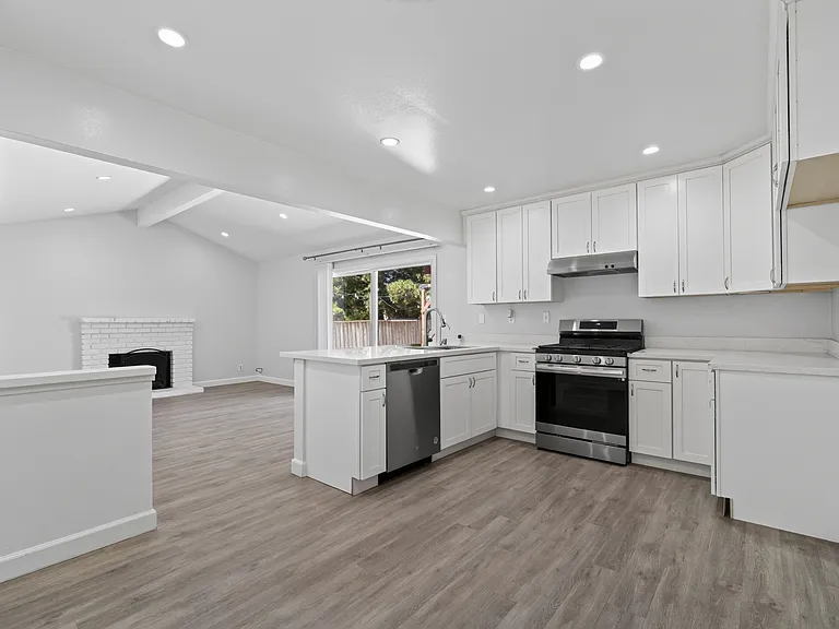 5607 Goldfield Dr — Photo 10