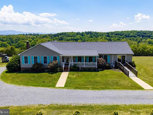 217 Silver Bell Ln, Luray, VA 22835
