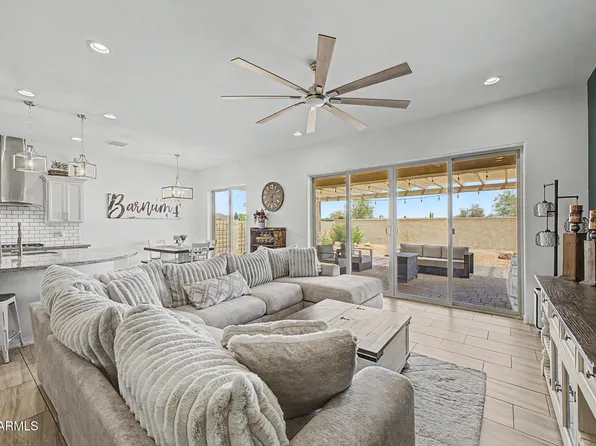7521 S WOODCHUTE Drive, Gold Canyon, AZ 85118