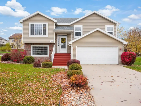 3176 W Main St, Sun Prairie, WI 53590