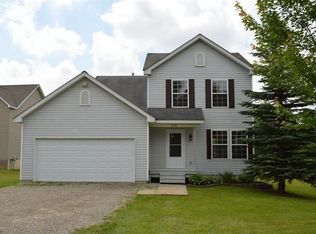 1199 Petts Rd, Fenton, MI 48430