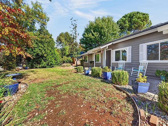 4th image of 2593 Starbuck Rd