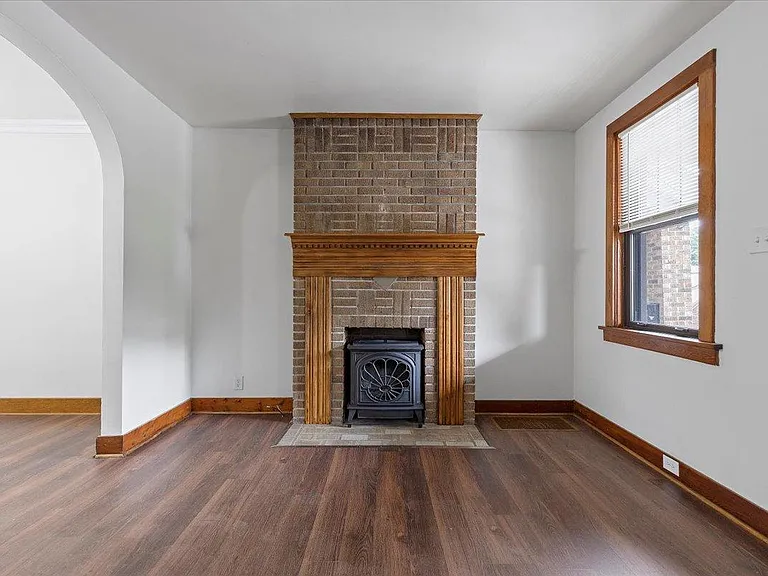 3033 Brentwood Ave — Photo 7