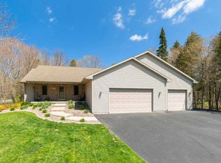 5965 Clover Valley Dr, New Franken, WI 54229