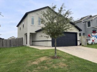 5822 Doctorado Dr, Laredo, TX 78046