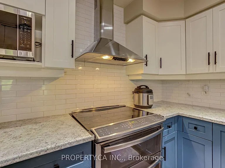 14 Amos Dr #2 — Photo 15