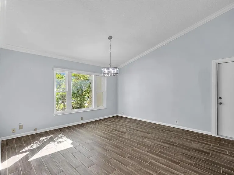 1702 Horseshoe Dr — Photo 5