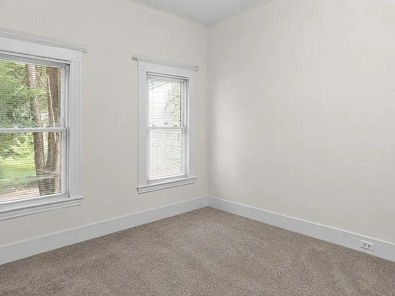 211 Armour St — Photo 8