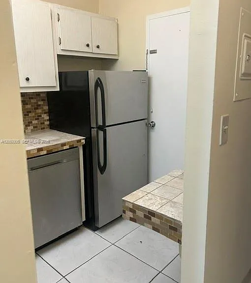 2899 Collins Ave #702 — Photo 15