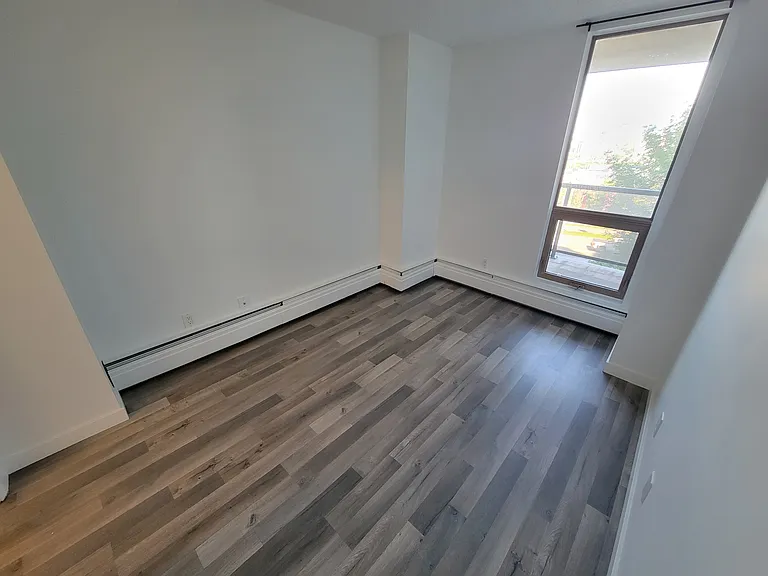 10149 Saskatchewan Dr NW #401 — Photo 14