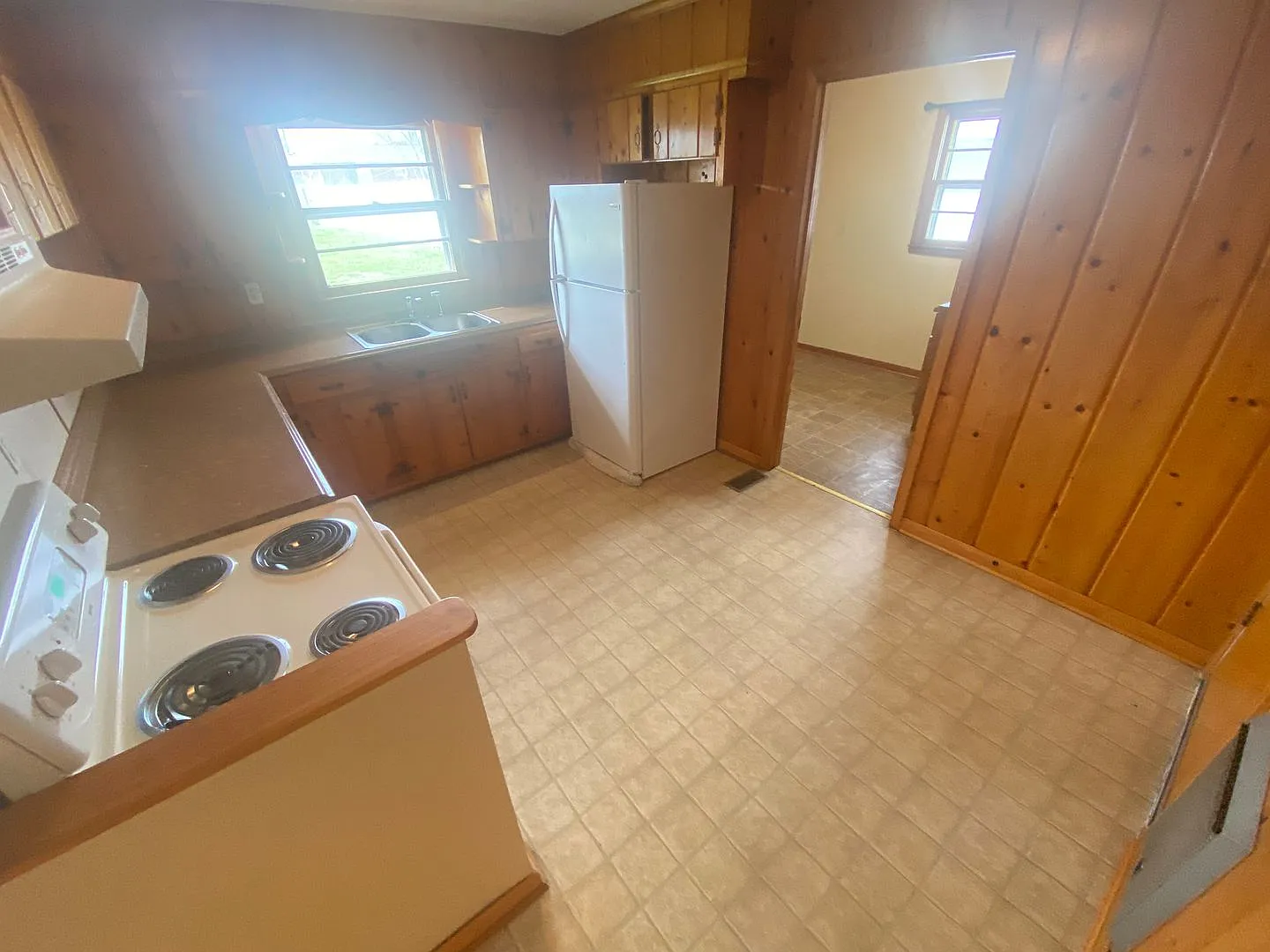 For Lease - 3 Bed, 1 Bath, 1400 sqft (Lebanon) — Photo 4