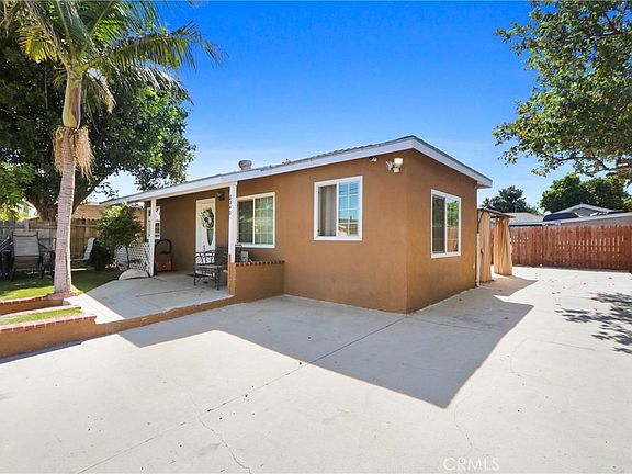 2nd image of 8340 Quimby St