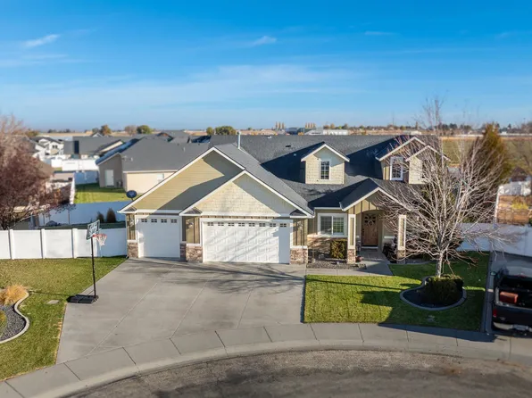 930 Park Ave, Kimberly, ID 83341