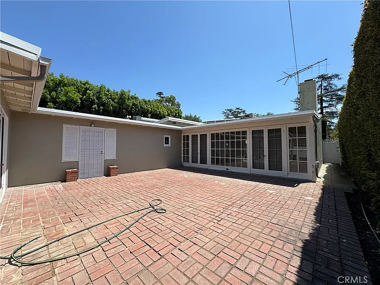 565 Sierra Vista Ave — Photo 18