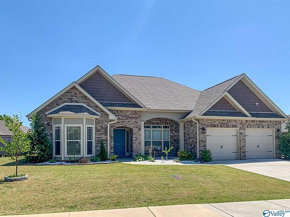 3rd image of 148 Lexi Ln