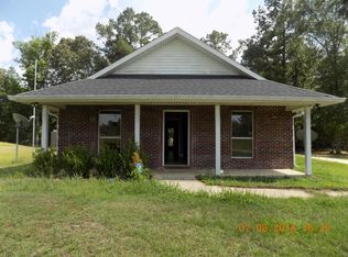 101 Hemingway Dr, Sumrall, MS 39482