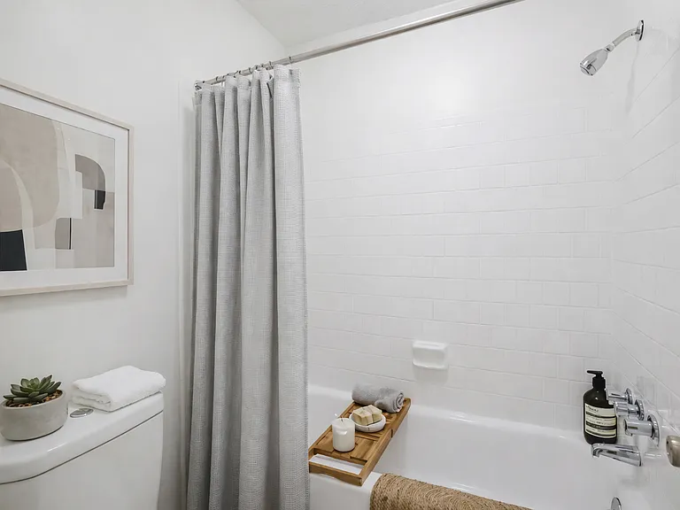 Hampton Hall | Comfort, Convenience, & Community All In One — Photo 127