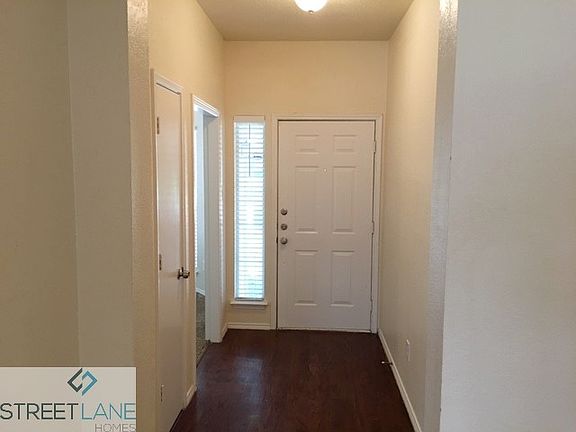 2nd image of 2828 Saint Johns Ave