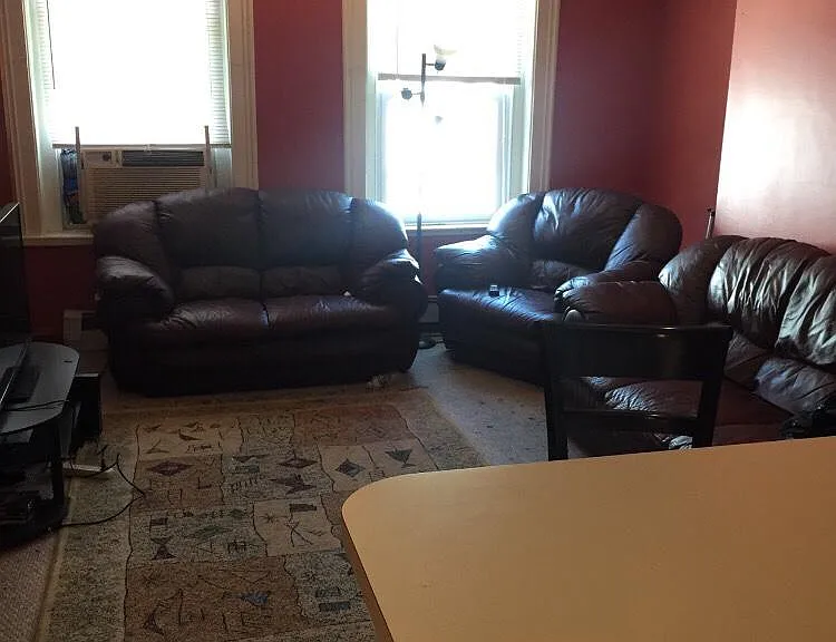 18 Burney St #1 — Photo 3