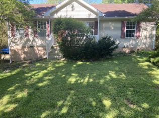 412B Kemp Rd, Gallatin, TN 37066