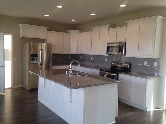 2nd image of 205 Hedgewood Dr