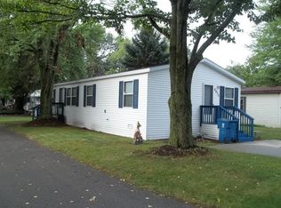 6475 Queens Way, Kalamazoo, MI 49009