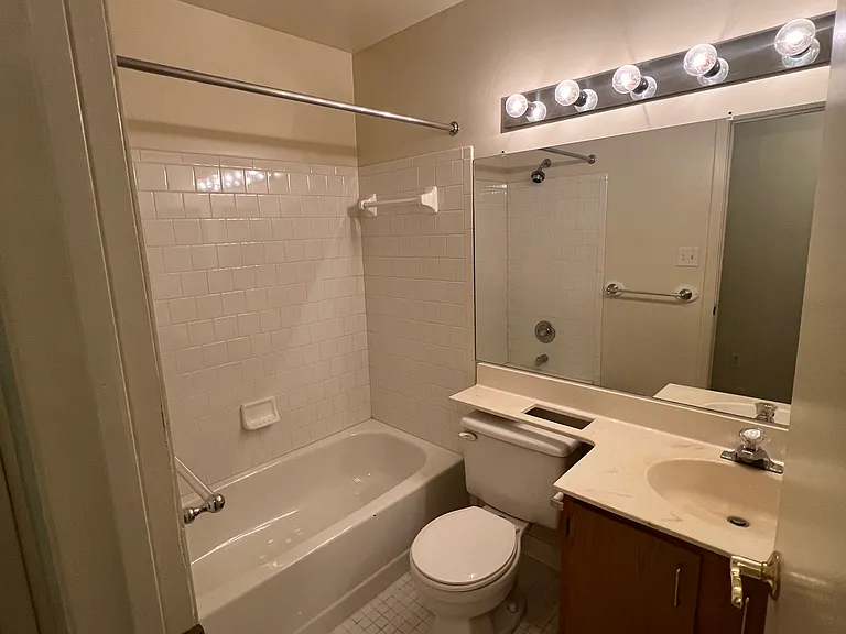 4 Juliet Ln — Photo 4