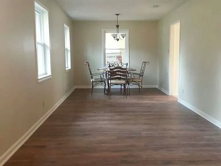 535 Milam Dr — Photo 12