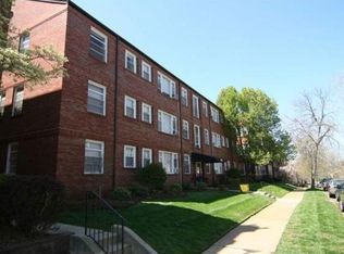 6252 Southwood Ave #28, Saint Louis, MO 63105