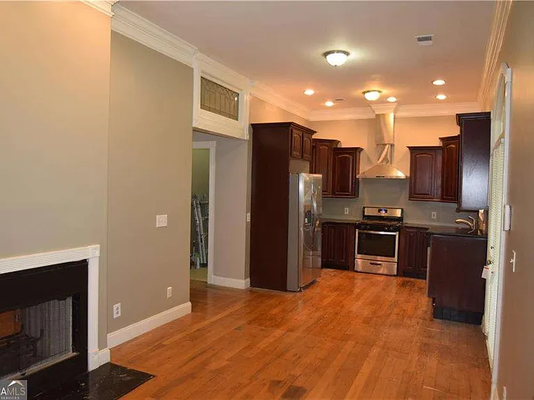 242 Dodd Ave SW — Photo 6