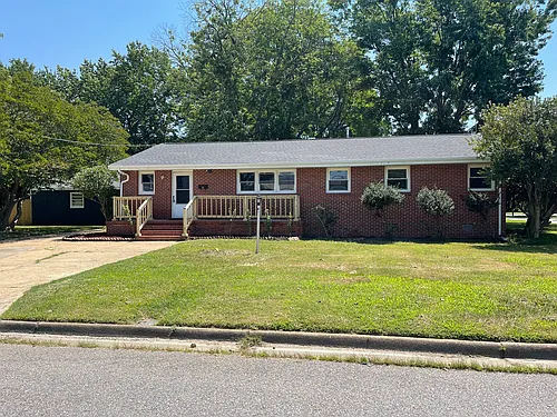 4 Rexford Dr Photo 1