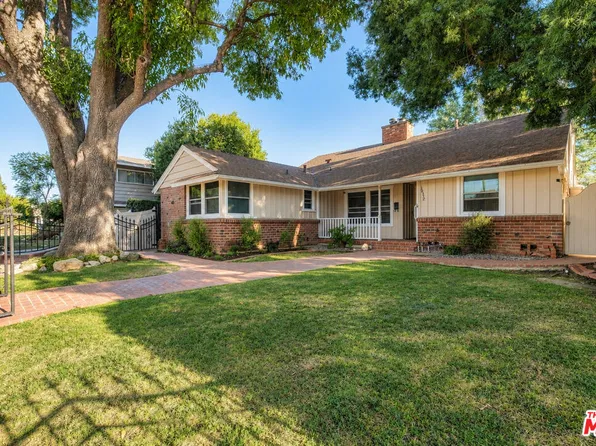 14212 Leadwell St, Van Nuys, CA 91405