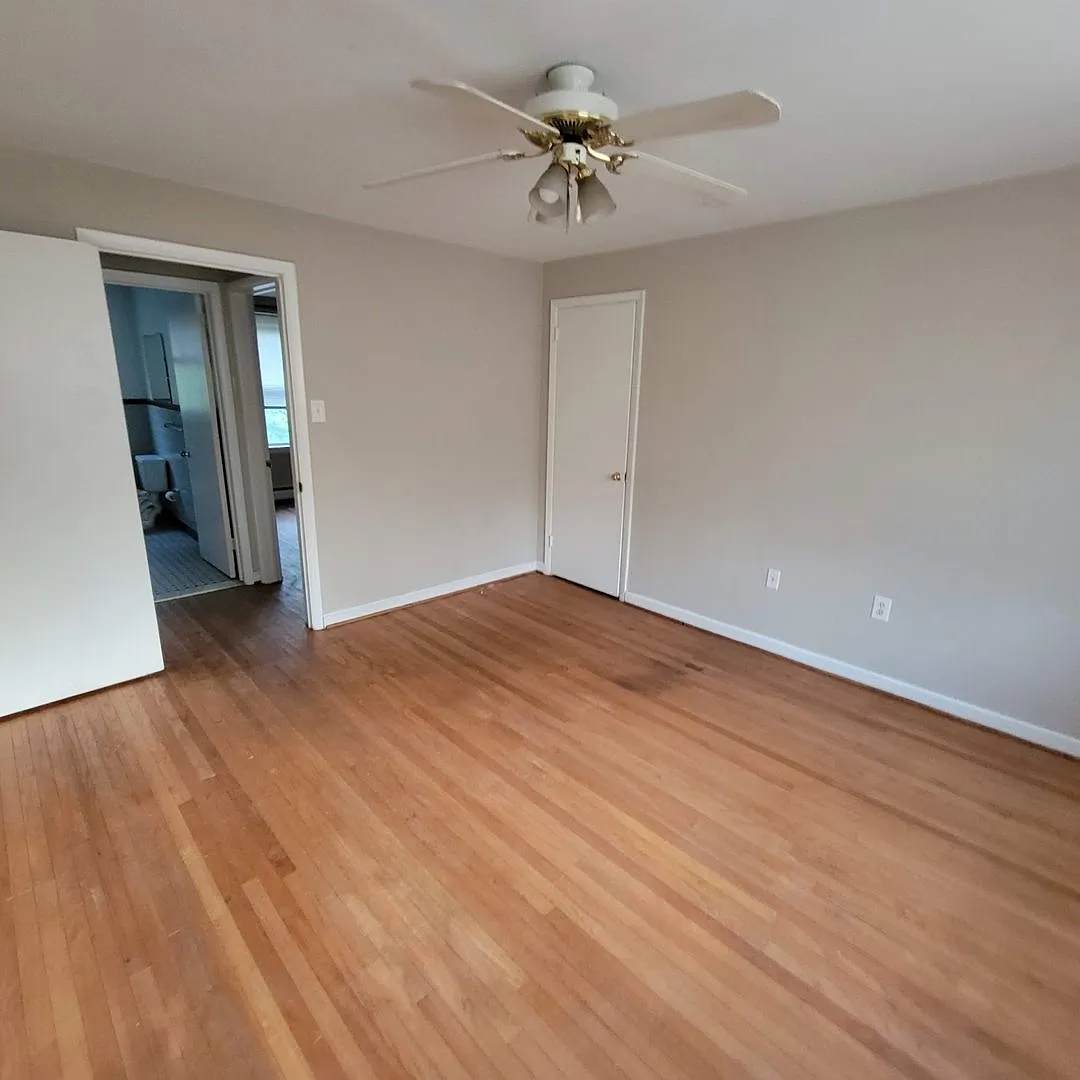 418 Linden Street — Photo 2